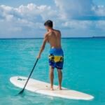 sup stund up paddle, paddle board, tabla, pala, maldivas, maafushi, deportes de agua, azul turquesa